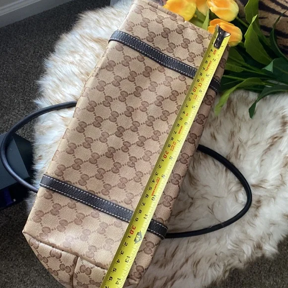 Authentic Gucci tote bag - Picture 10 of 14